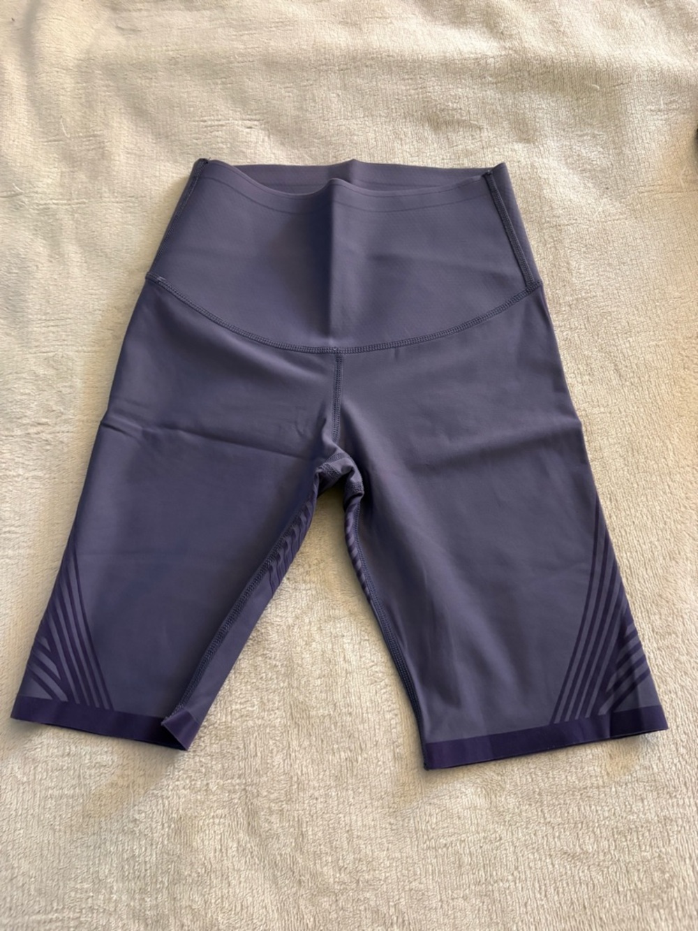 High-Waist Purple Women’s Bike Shorts with Subtle Leg Detail